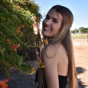 Meet your Posher, Pember